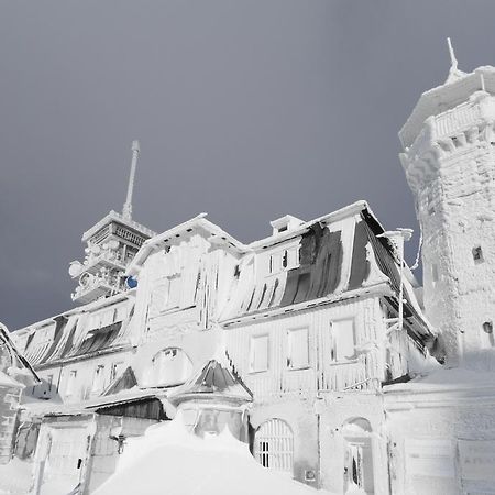 Studio Krusne Hory Klinovec Loucna pod Klinovcem Exterior photo